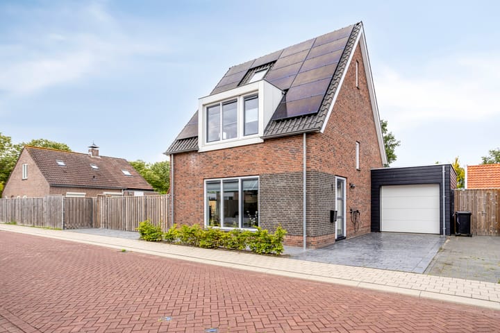 Photo 1 of Kloosterstraat 1