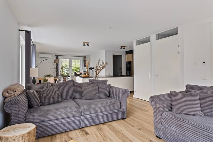 Photo 10 of Kloosterstraat 1