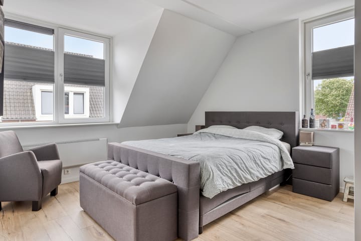 Photo 21 of Kloosterstraat 1