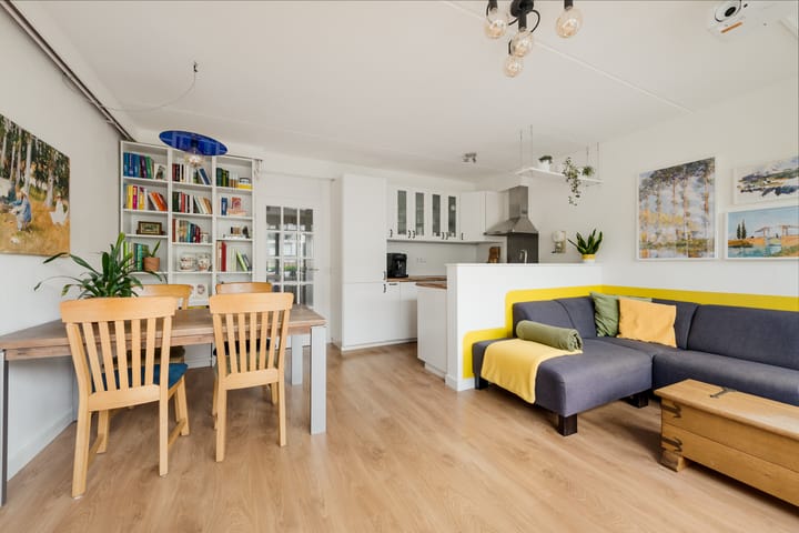 Photo 3 of Söderblomstraat 24-A