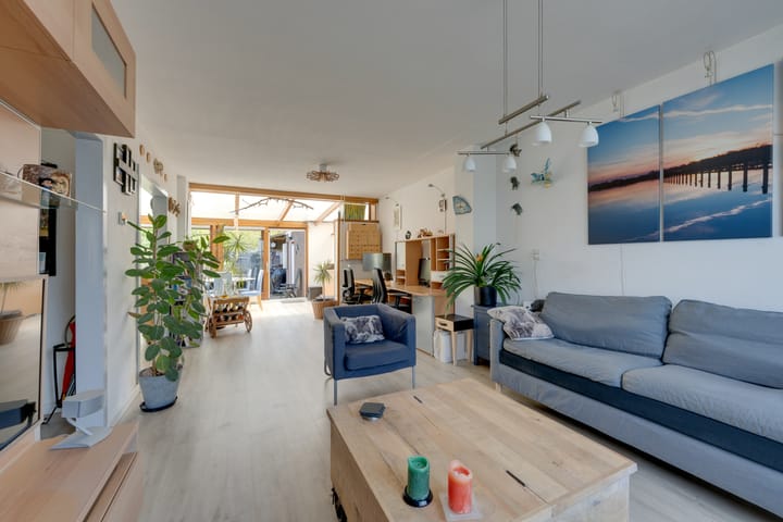 Foto 10 van Cornelis Roosstraat 9