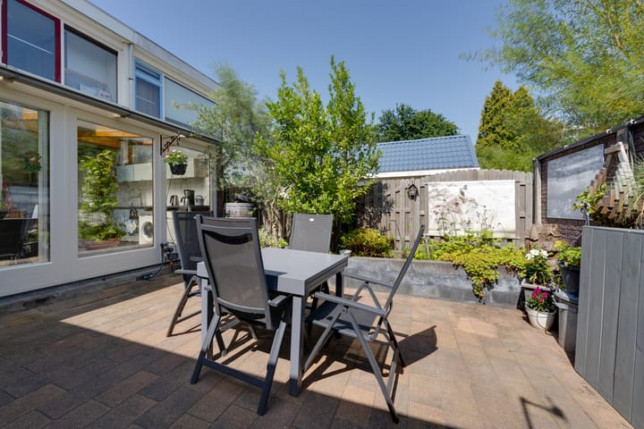 Foto 46 van Cornelis Roosstraat 9