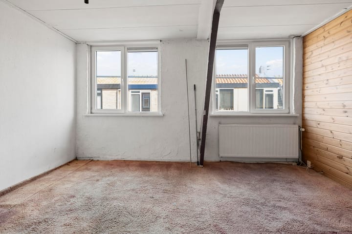 Foto 10 van Emmastraat 54