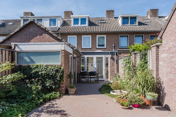 Foto 35 van Salmstraat 26