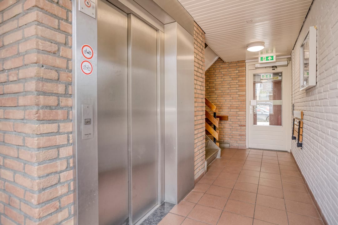 Foto 7 van Adelbert van Scharnlaan F 71