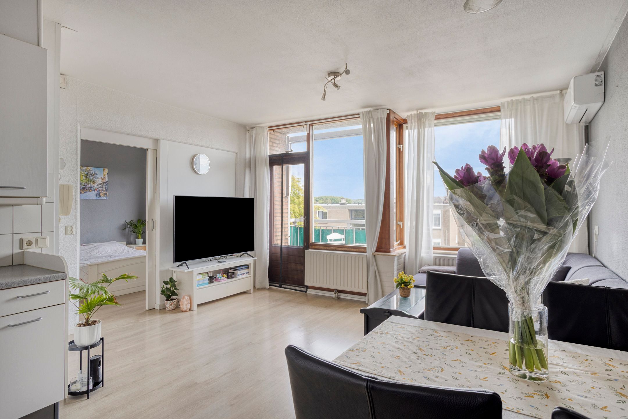 Foto 12 van Adelbert van Scharnlaan F 71