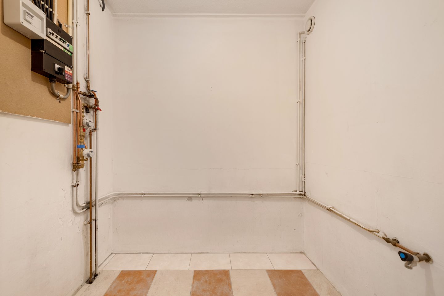 Photo 19 of Prattenburg 35