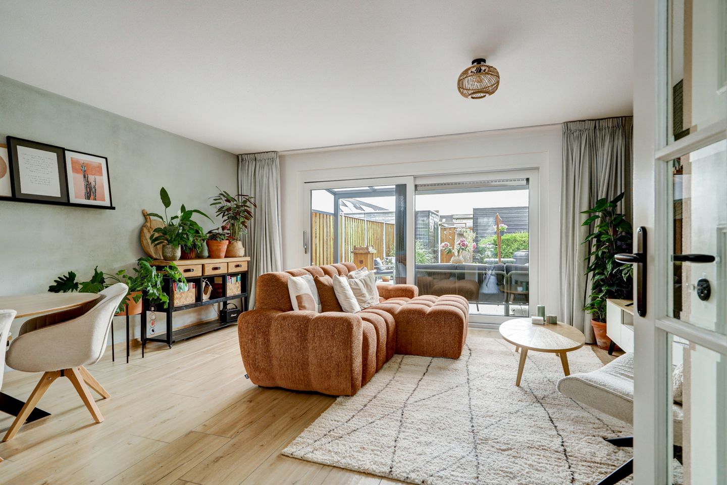 Photo 10 of Vrijheidsplantsoen 39