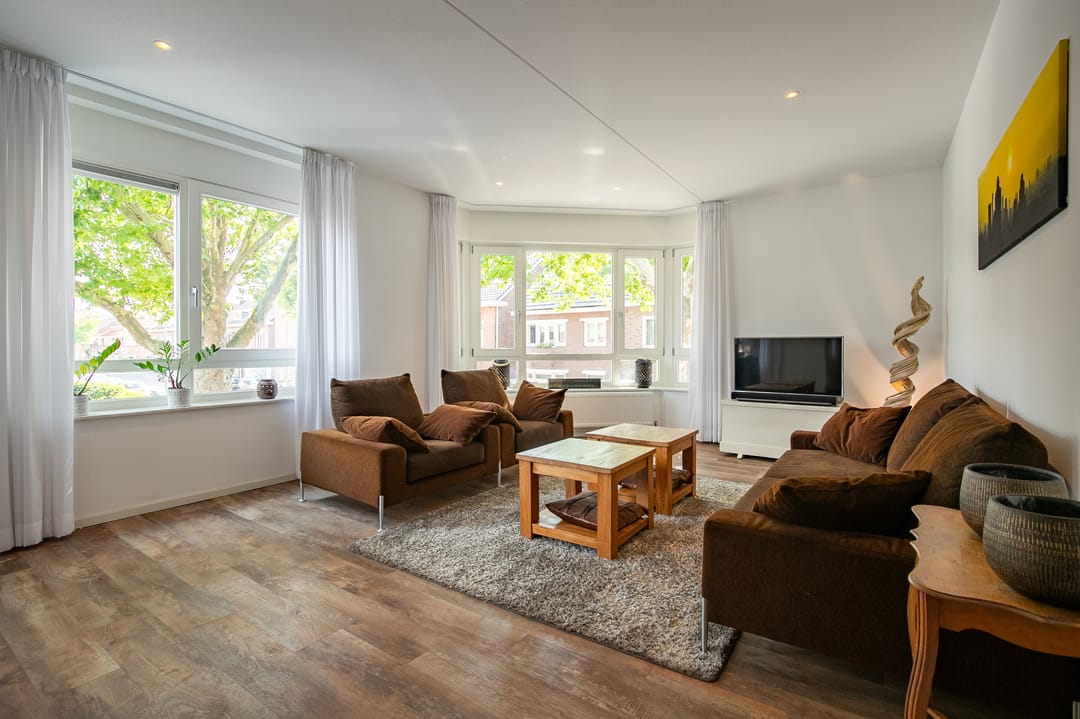 Photo 8 of Benzenraderweg 59