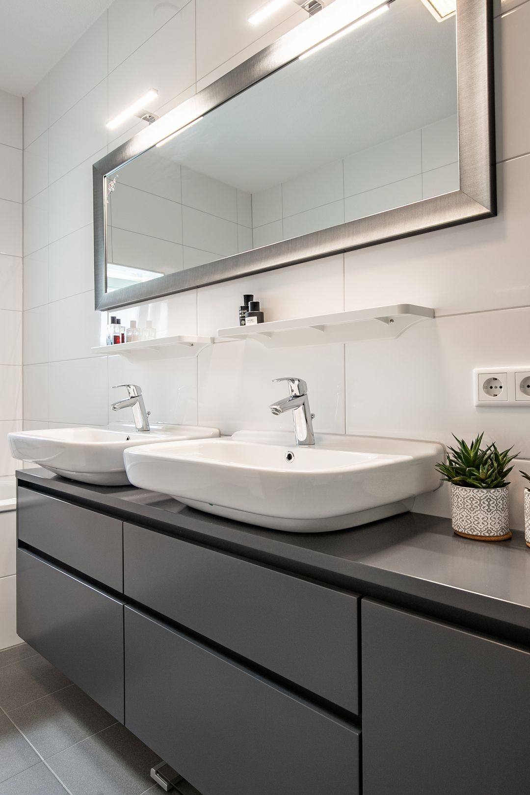 Photo 22 of Benzenraderweg 59