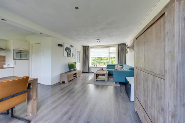 Foto 16 van Roelof Bootstraat 61