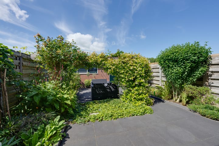 Foto 26 van Roelof Bootstraat 61