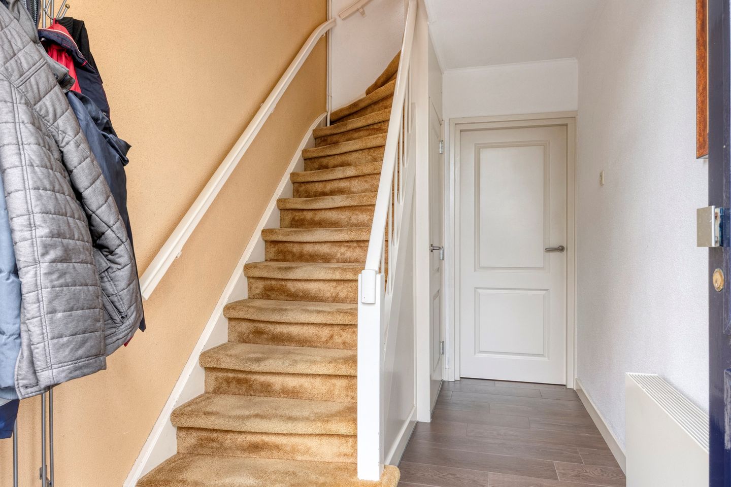 Photo 4 of Bergstraat 18