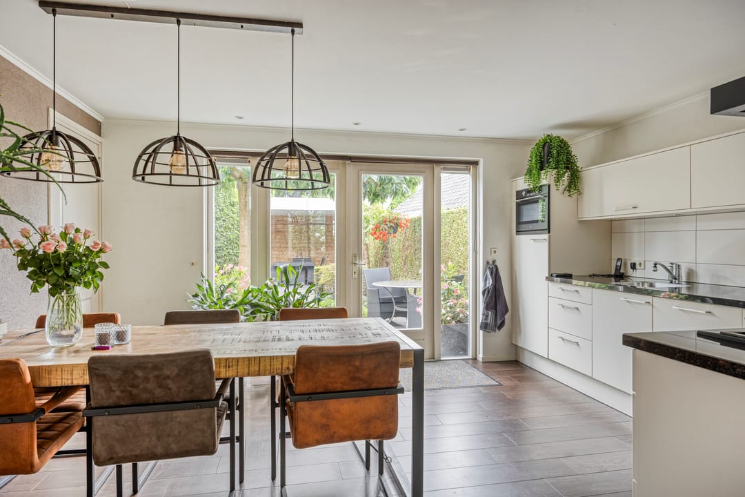 Photo 13 of Bergstraat 18