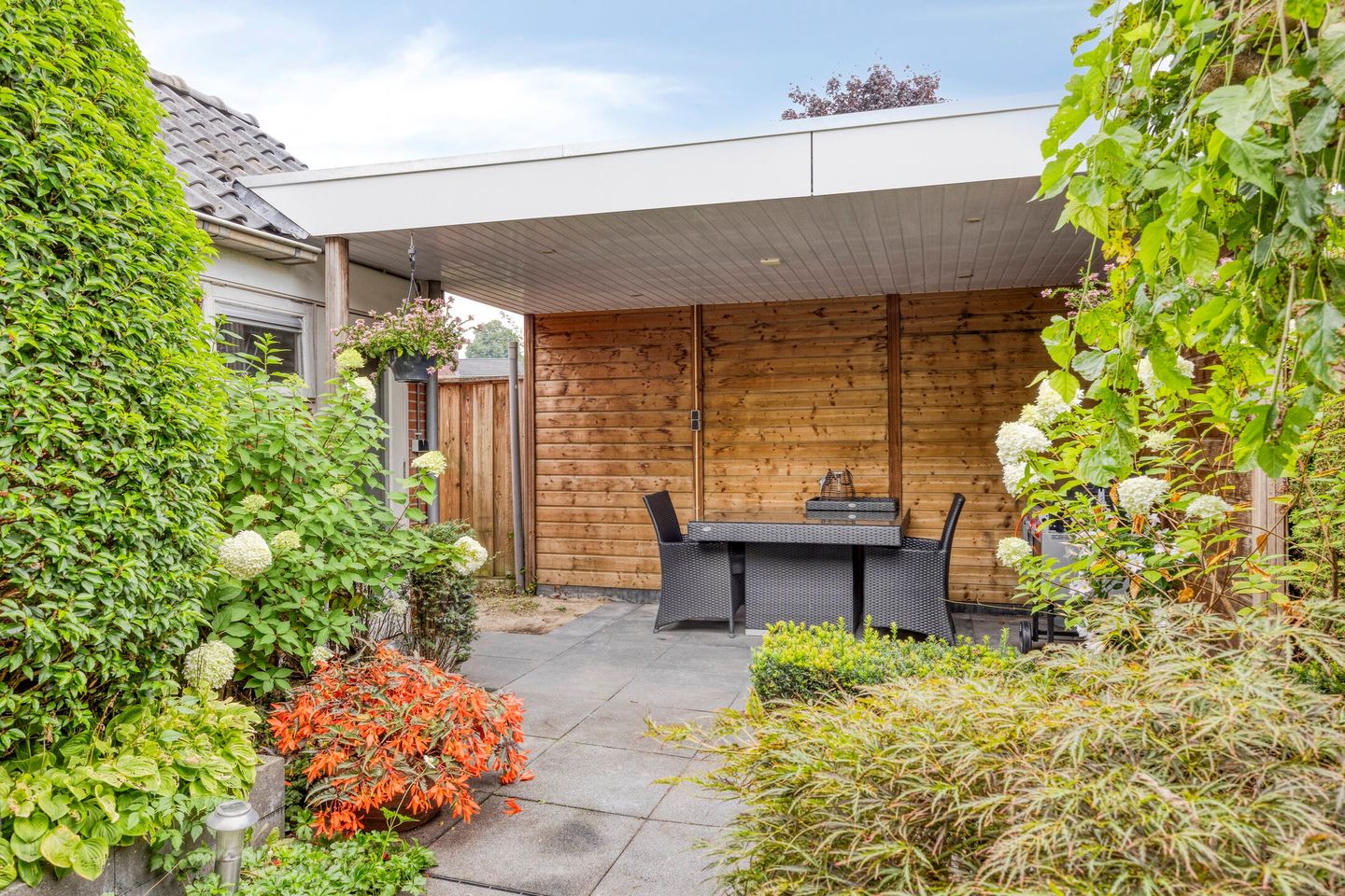 Photo 25 of Bergstraat 18