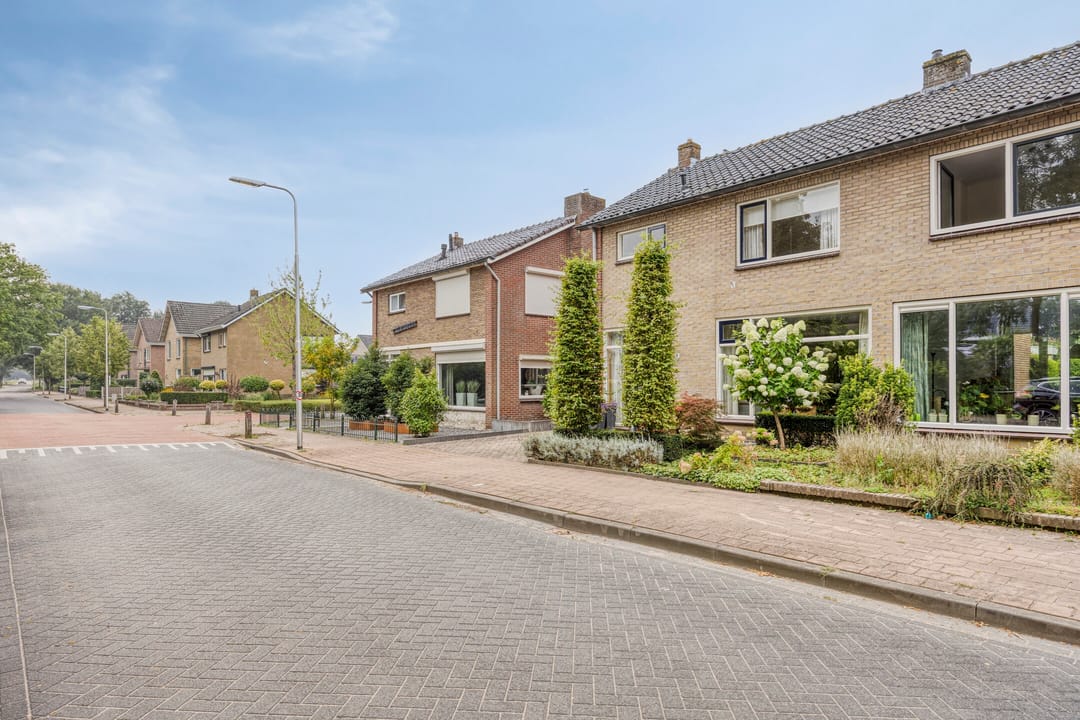 Photo 28 of Bergstraat 18