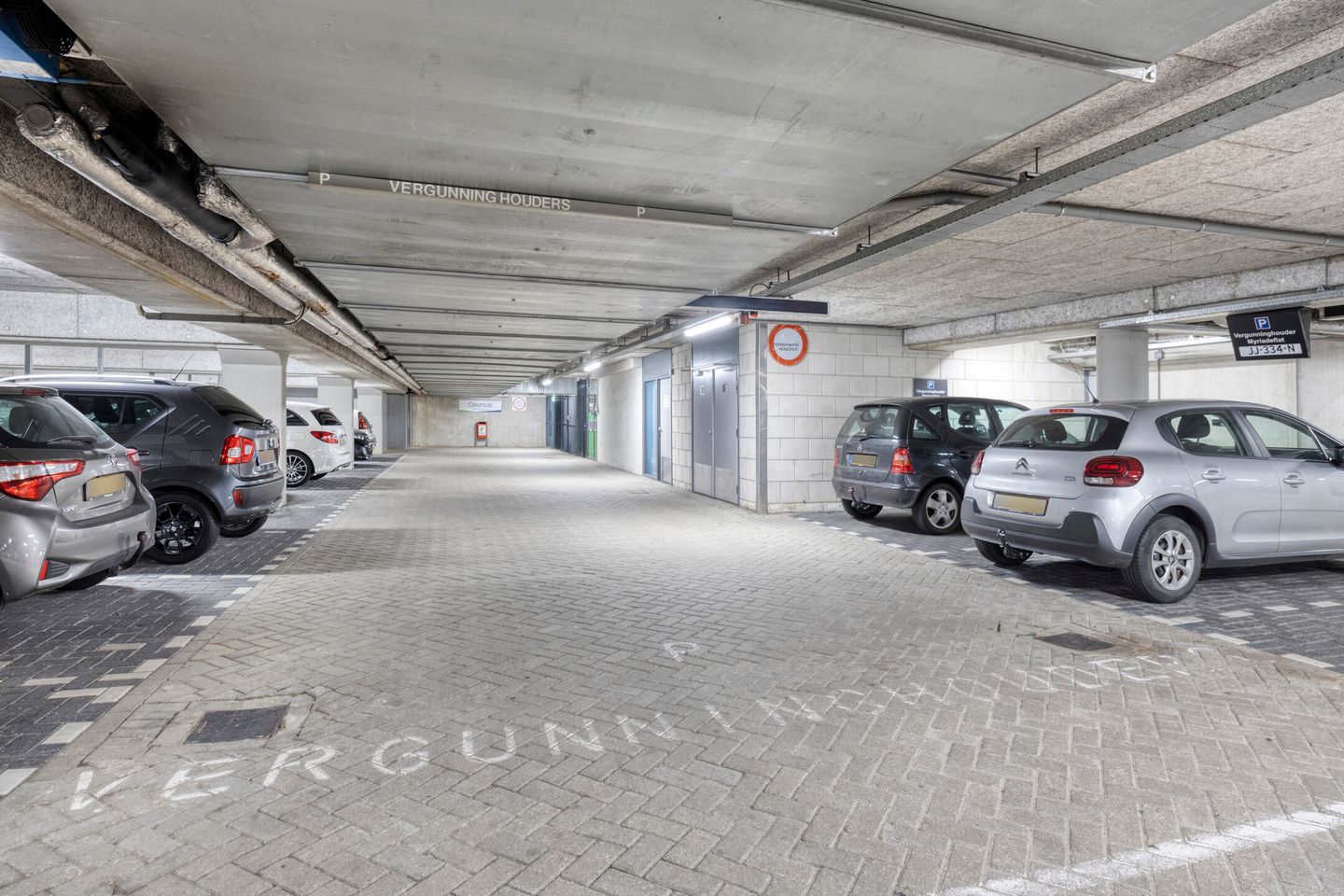 Foto 34 van Willinkplein 113