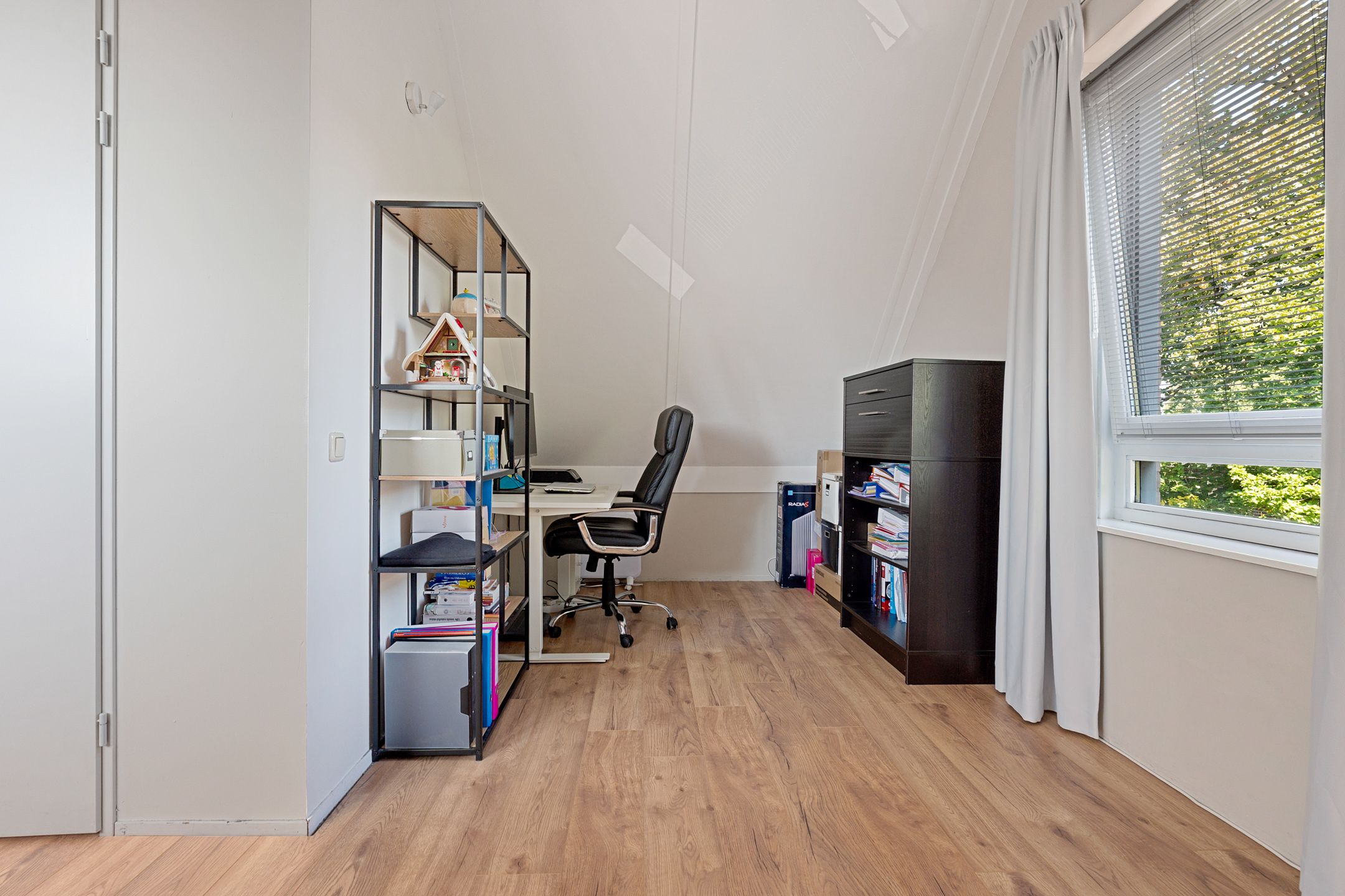 Photo 33 of Nicolaas Beetsstraat 11