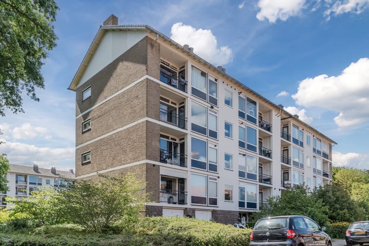 Foto 1 van Simon van Leeuwenstraat 30