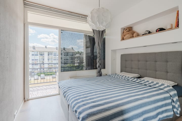 Foto 10 van Simon van Leeuwenstraat 30