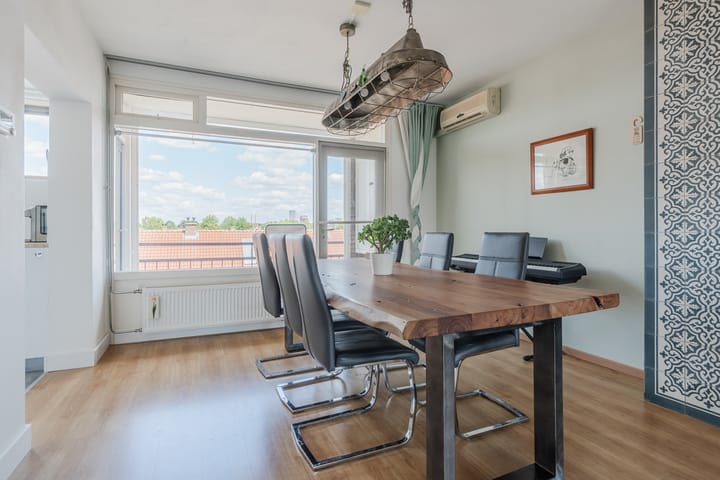 Foto 24 van Simon van Leeuwenstraat 30