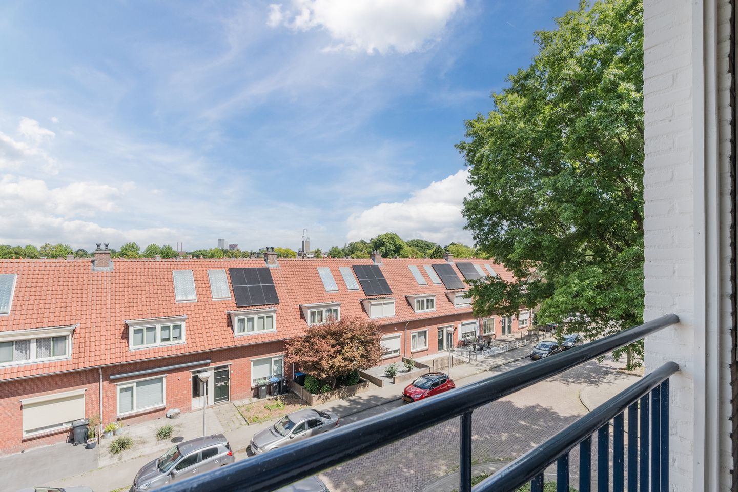 Photo 29 of Simon van Leeuwenstraat 30