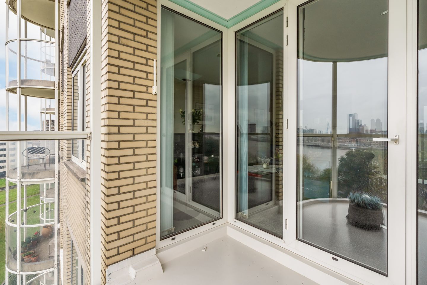 Foto 19 van Oostmaaslaan 652