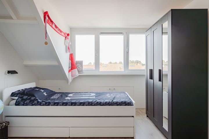 Photo 16 of Burgemeester Kosterstraat 8