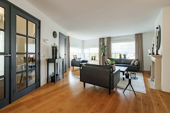 Photo 5 of Gerard Walschaphove 23