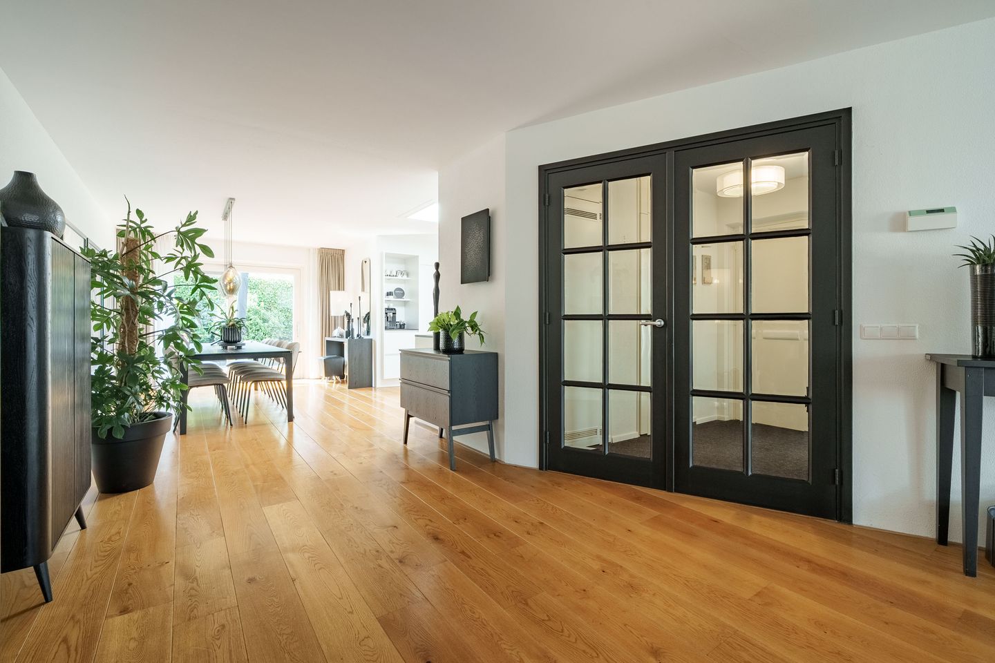 Photo 10 of Gerard Walschaphove 23