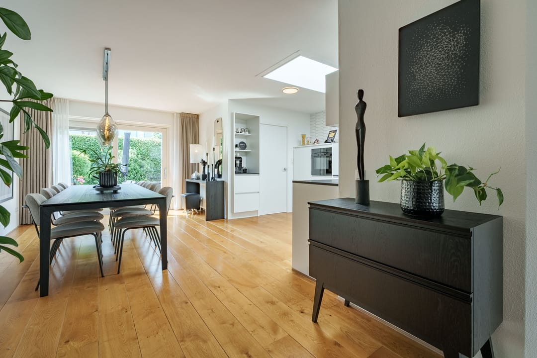 Photo 11 of Gerard Walschaphove 23