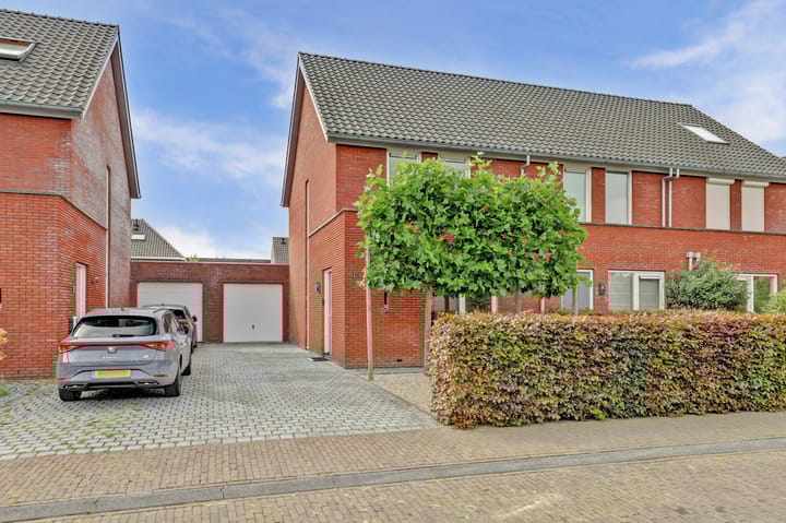 Foto 2 van Hoefbladstraat 64