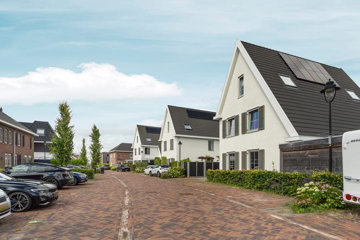 Foto 11 van Frits Zernikestraat 26