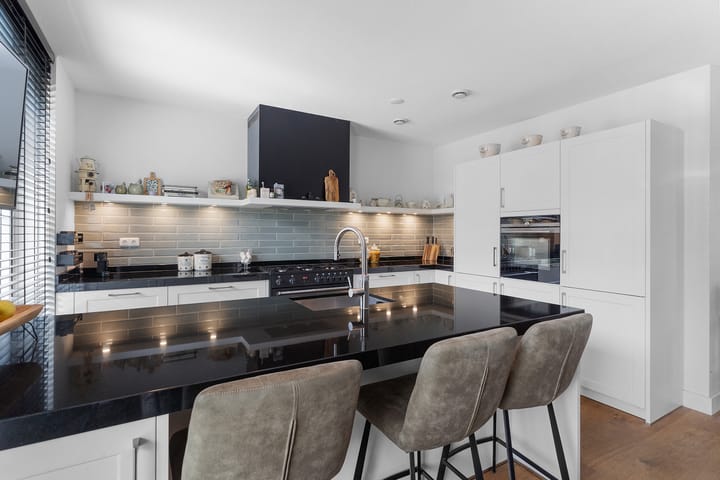 Foto 27 van Frits Zernikestraat 26