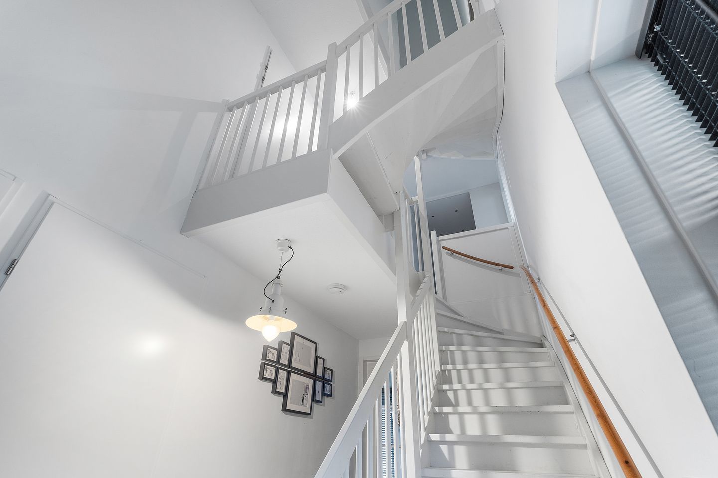 Foto 35 van Frits Zernikestraat 26