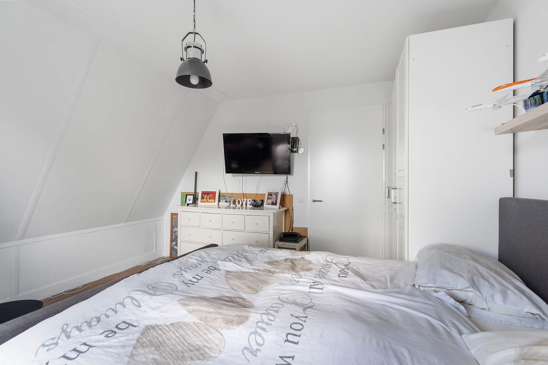 Foto 43 van Frits Zernikestraat 26