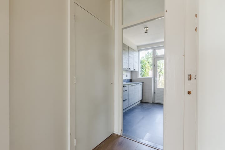 Foto 8 van Treubstraat 76