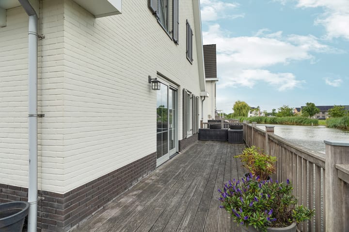 Foto 60 van Frits Zernikestraat 26