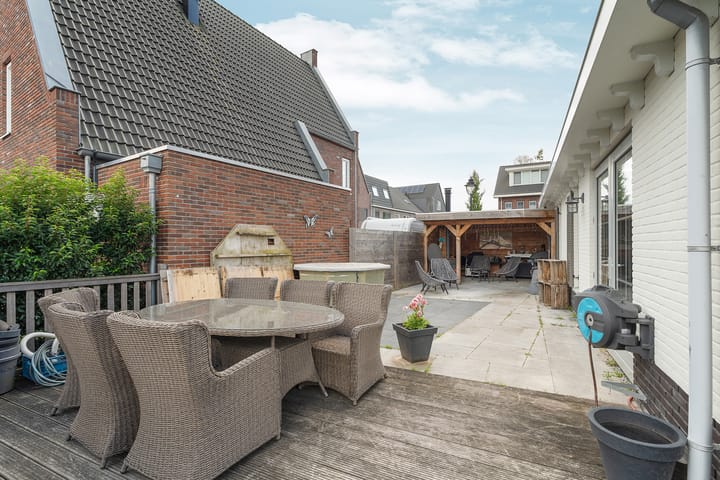 Foto 63 van Frits Zernikestraat 26