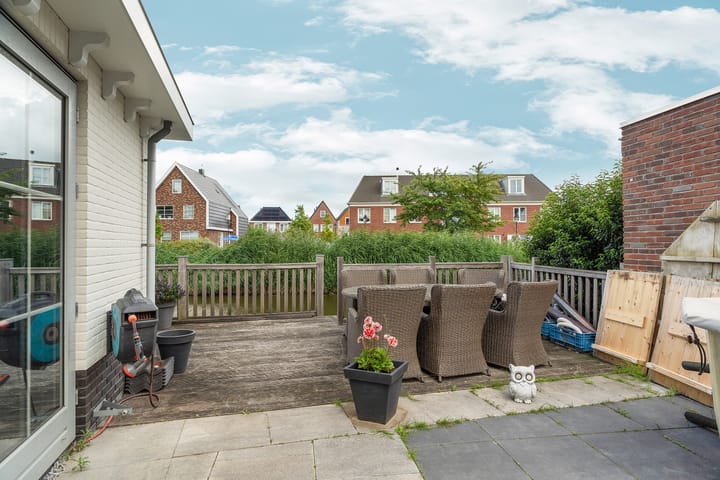 Foto 66 van Frits Zernikestraat 26