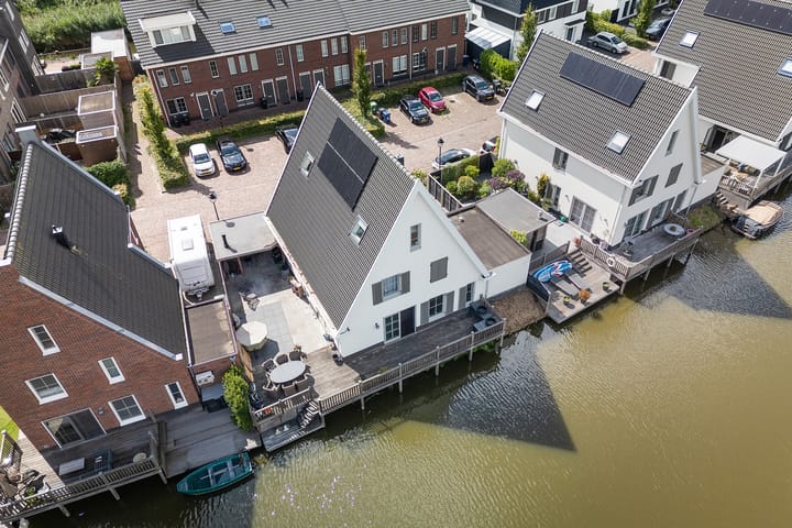 Foto 68 van Frits Zernikestraat 26