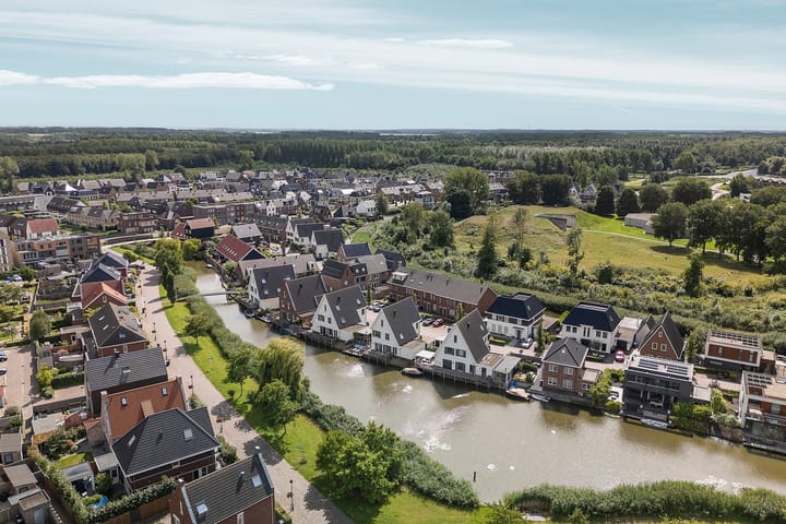 Foto 74 van Frits Zernikestraat 26