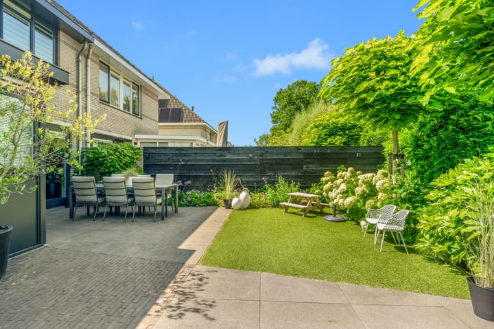 Foto 44 van Roelat 46