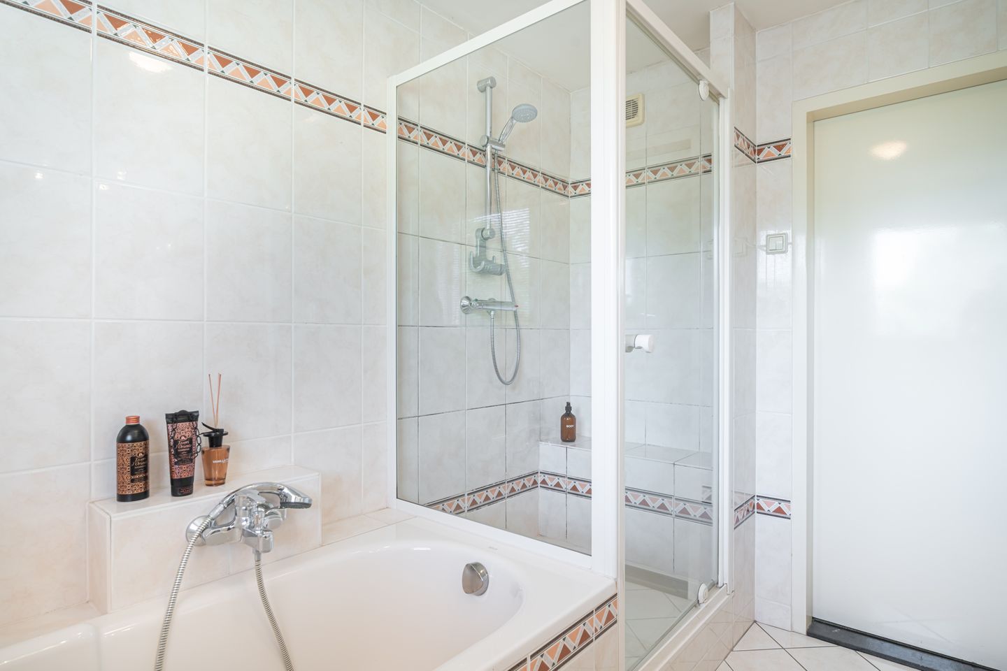 Photo 19 of Odenveltlaan 12