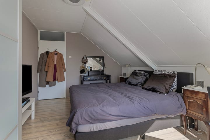 Foto 28 van De Esdoorn 22