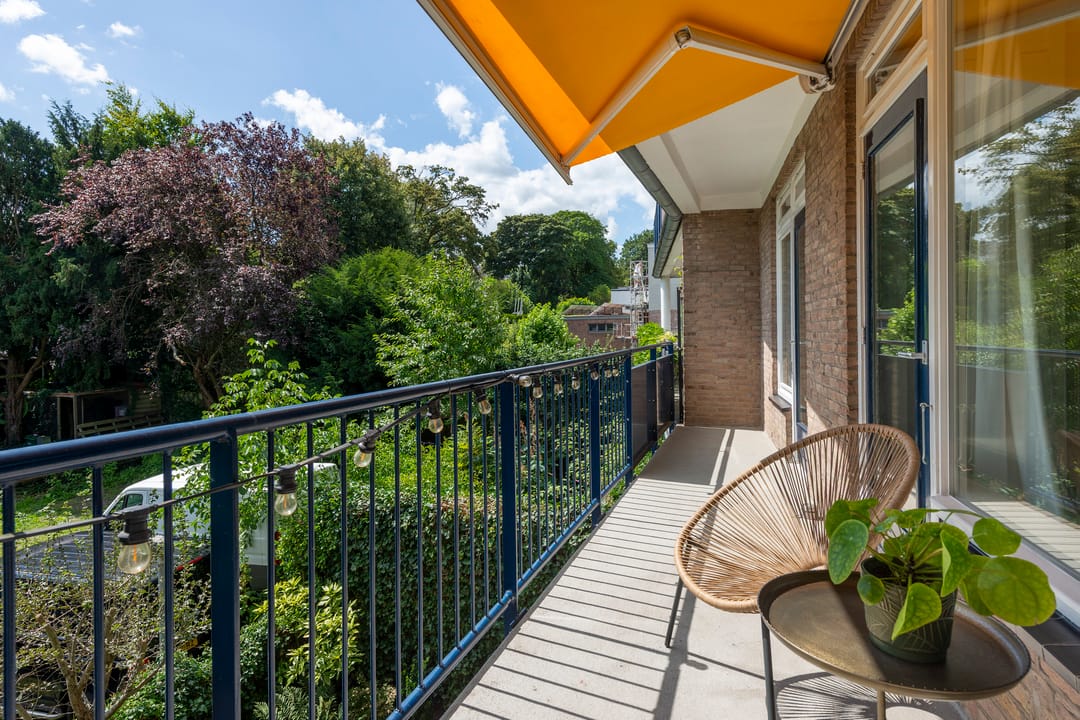 Foto 16 van Burgemeester Weertsstraat 3-2