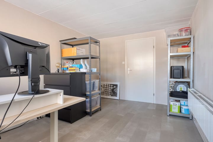 Foto 18 van Tjadenweg 37