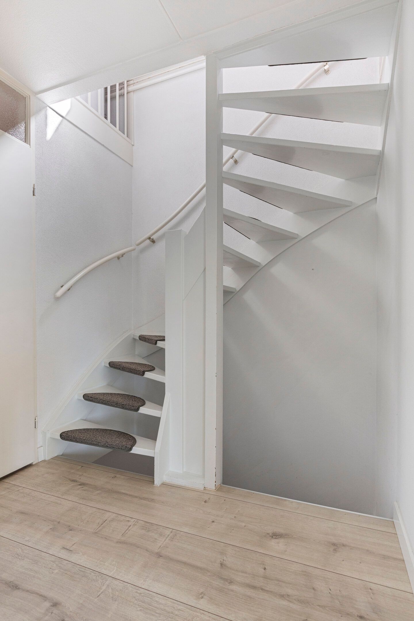 Foto 19 van Tjadenweg 37