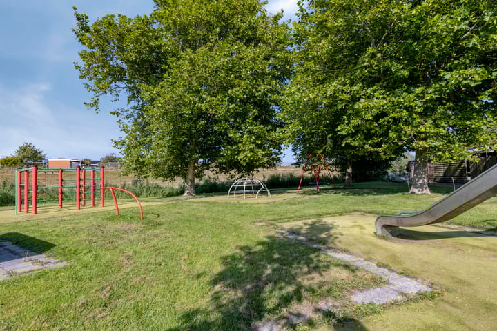 Foto 41 van Tjadenweg 37