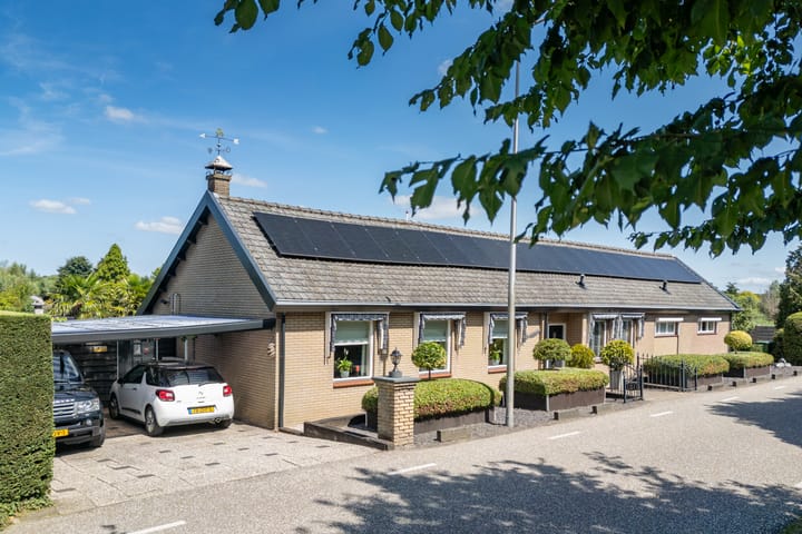 Photo 3 of Achterambachtseweg 9